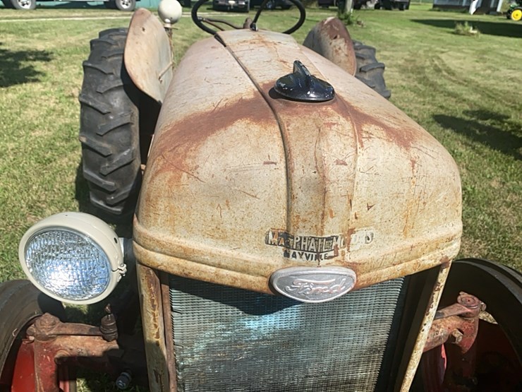 1947-ford-2n-image-12