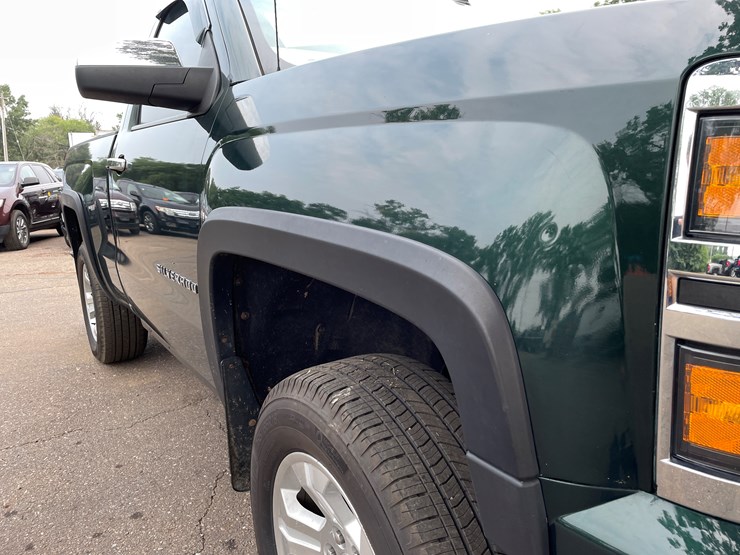 2014-chevrolet-silverado-1500-image-33