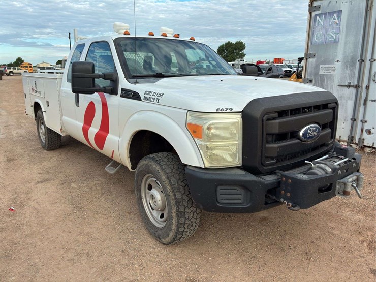 2011-ford-f350-image-3