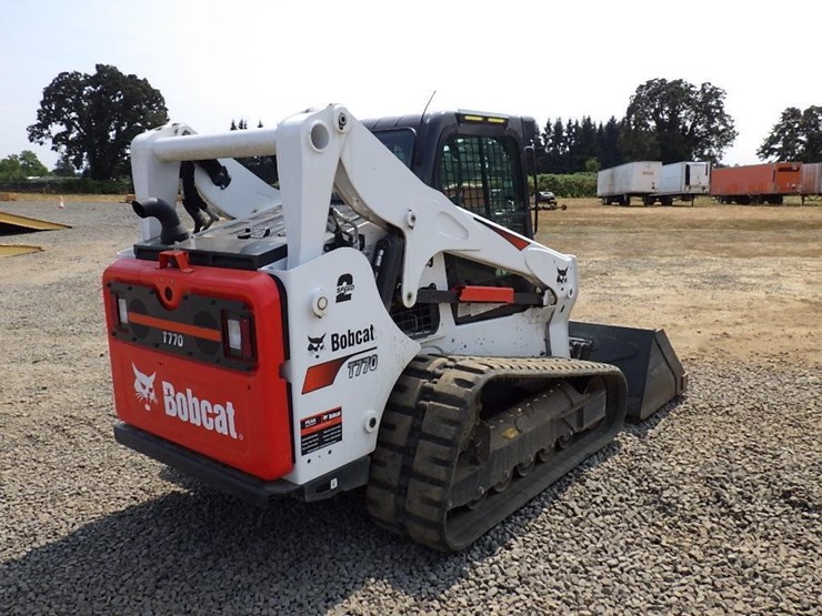 2022-bobcat-t770-image-4