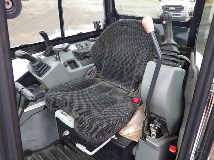 2020-bobcat-e42-image-25