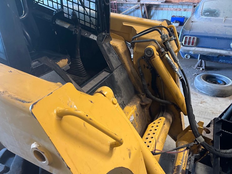john-deere-270-image-9