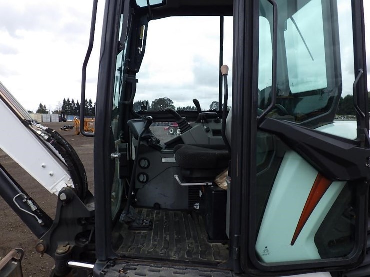 2020-bobcat-e42-image-24
