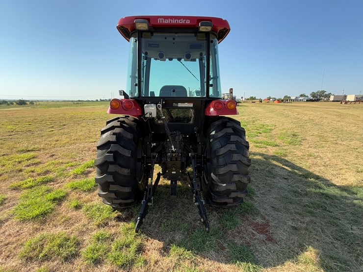 mahindra-2555-image-14