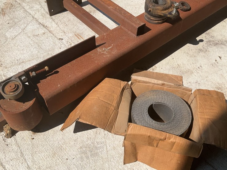 #112-•-2007-corley-28502-board-edger-image-38