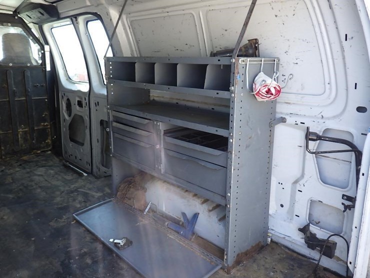 2009-utility-van-image-9