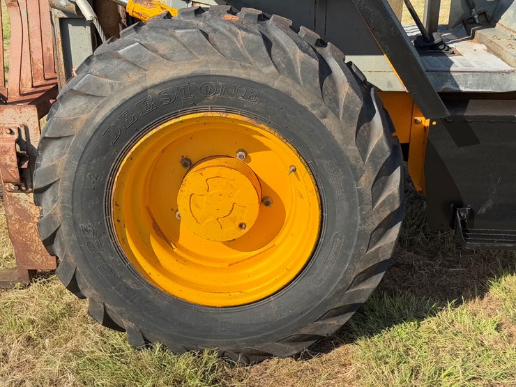 jcb-930-image-5