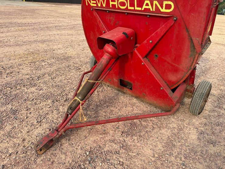 new-holland-28-image-6