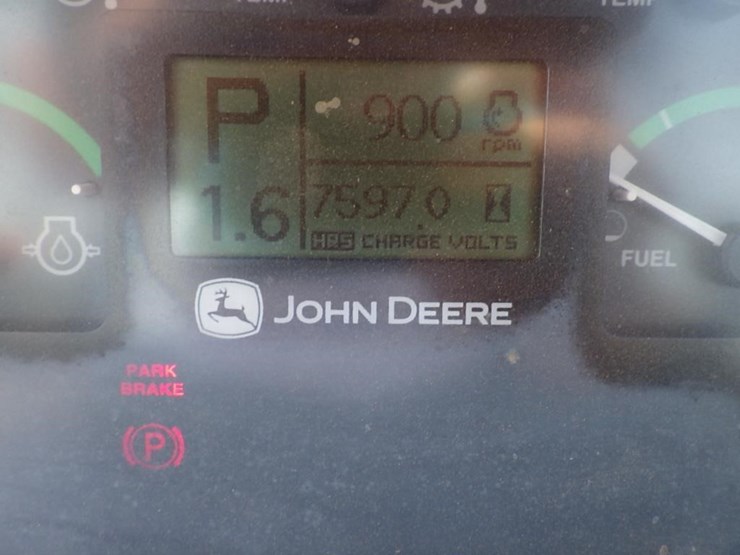 deere-750j-lt-image-28