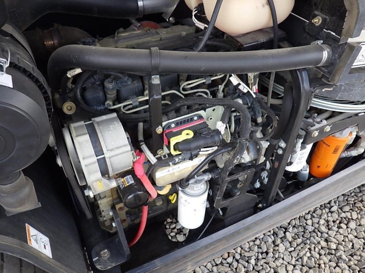 2017-jlg-g5-18a-image-16