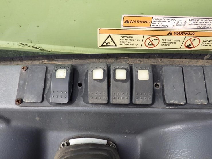 2017-jlg-g5-18a-image-27