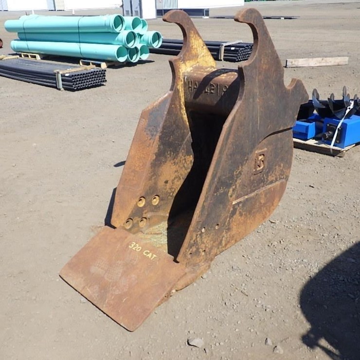 CATERPILLAR 320