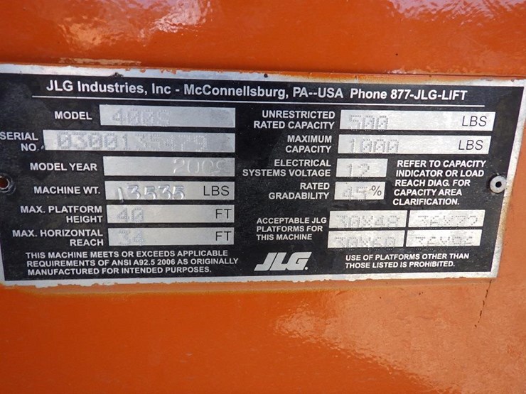 2009-jlg-400s-image-33