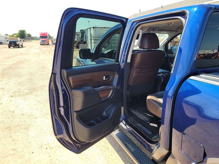 nissan-titan-image-5