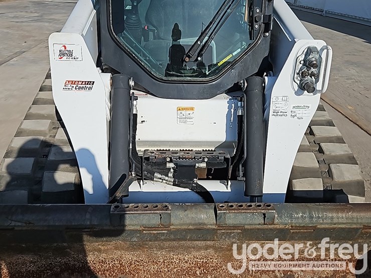2022-bobcat-t870-image-15