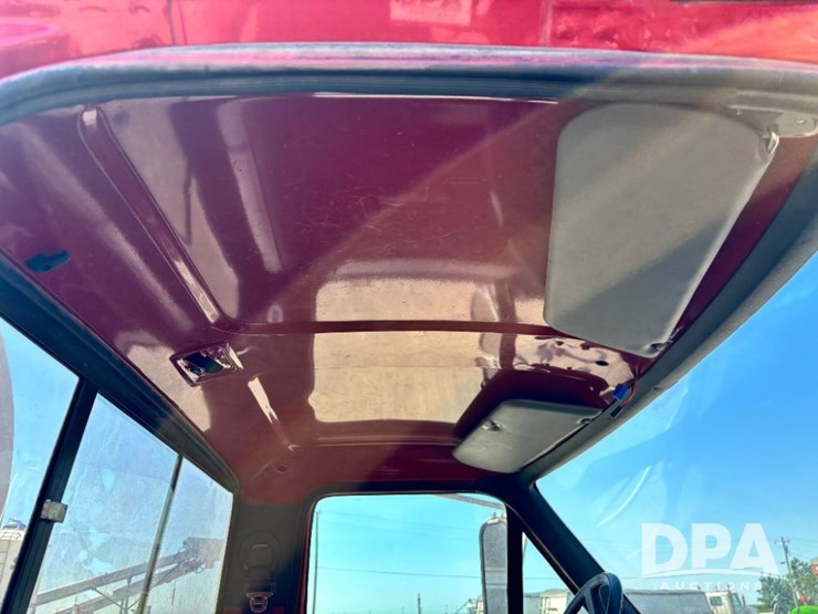 1992-ford-f700-image-67