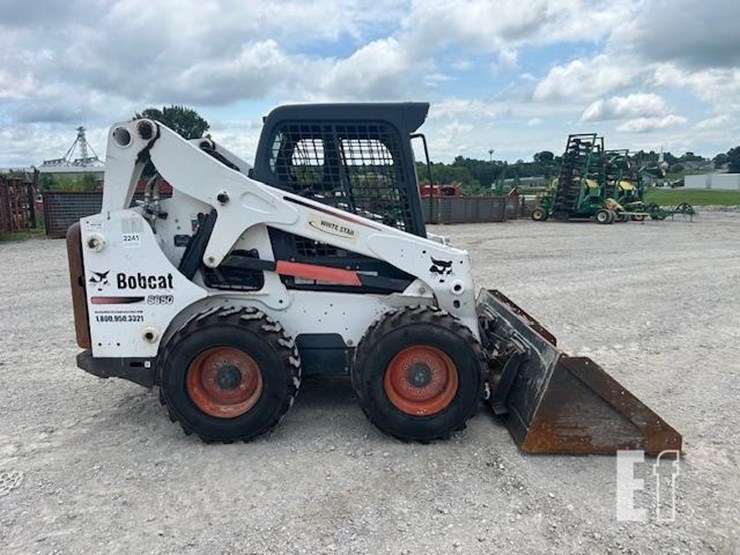 2010-bobcat-s650-image-6
