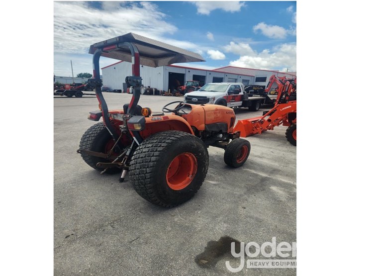 2015-kubota-l4701dt-image-3