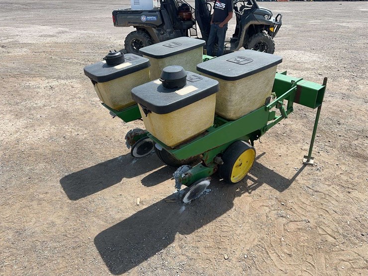 john-deere-2-image-3