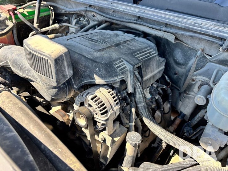2013-chevrolet-silverado-2500-lt-image-51