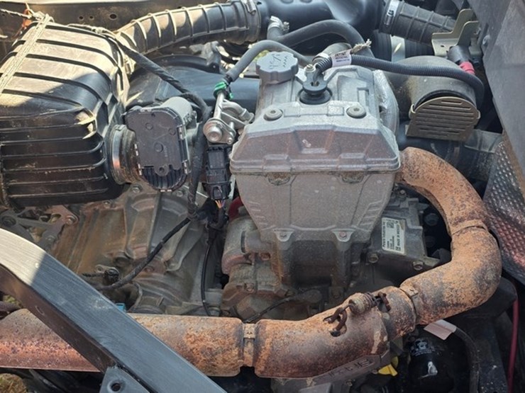 bobcat-3400-image-33