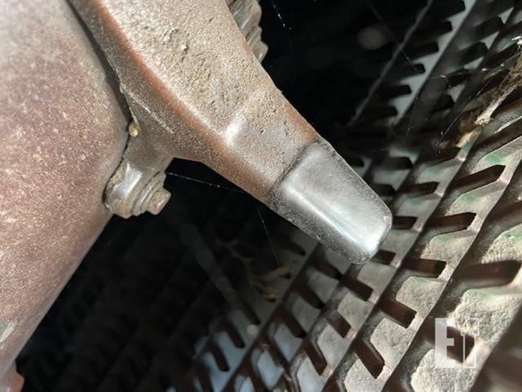 2014-john-deere-s670-image-45