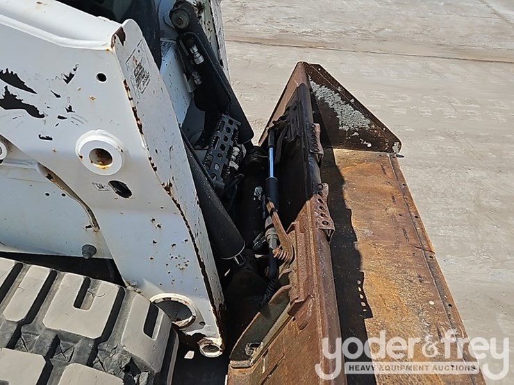 2016-bobcat-t650-image-13