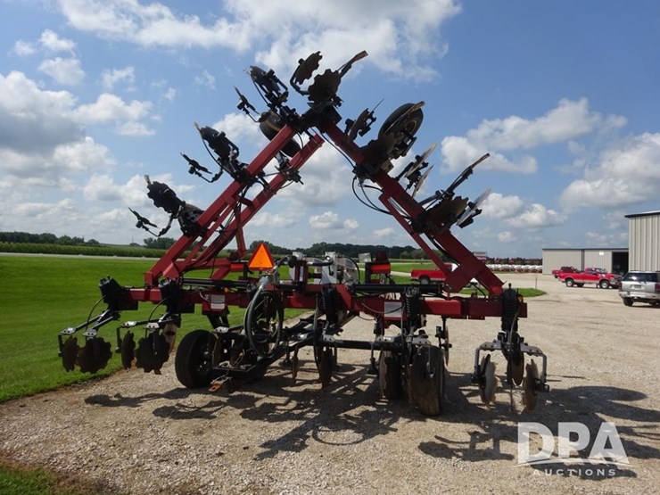 case-ih-5300-image-27