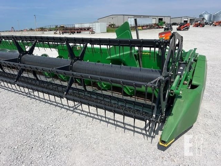 2009-john-deere-630f-image-17