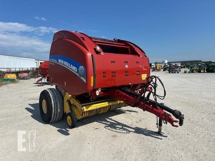 new-holland-roll-belt-560-image-7