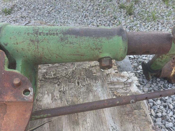 john-deere-model-b-image-25