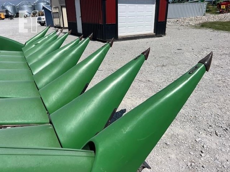 john-deere-608c-image-25