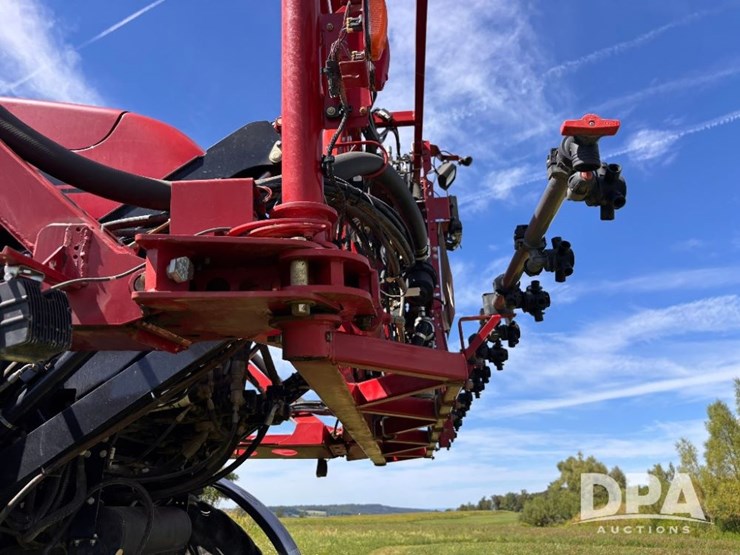 2019-case-ih-patriot-4440-image-51