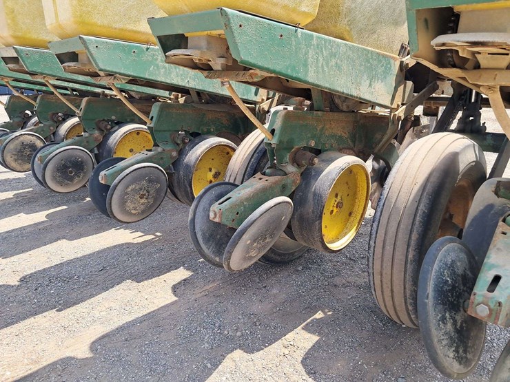 john-deere-7000-image-4