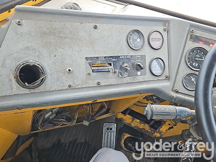 1999-volvo-a25c-image-28