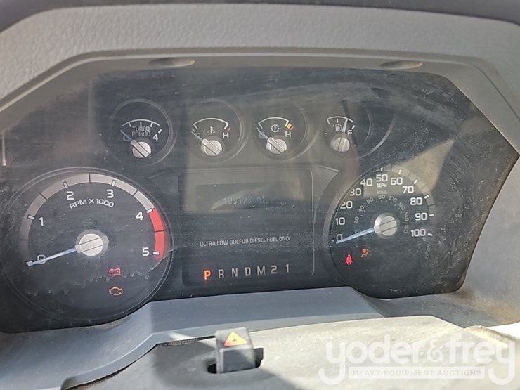 2015-ford-f550-image-41