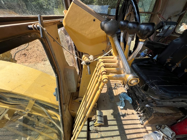 caterpillar-140g-image-58