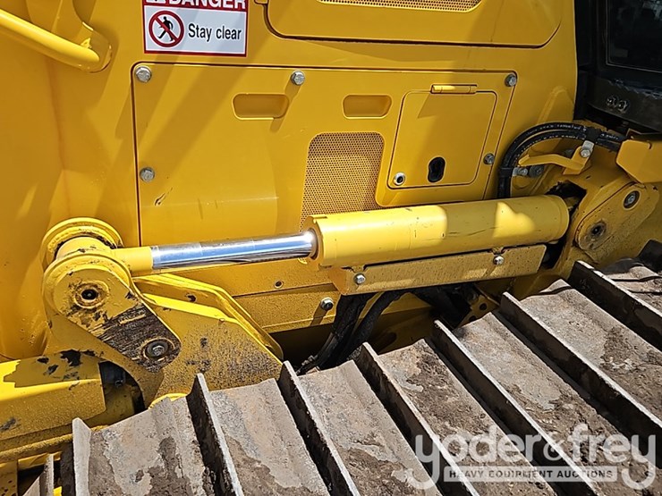 2022-komatsu-d51pxi-24-image-18
