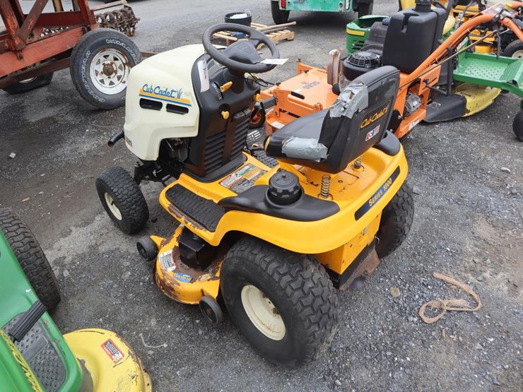 cub-cadet-lt1045-image-6