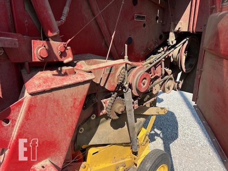 new-holland-688-image-19