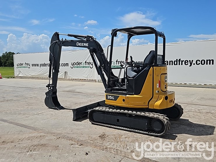 2023-deere-35g-image-4