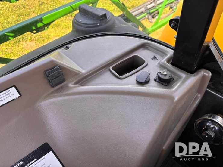 2020-john-deere-r4023-image-124