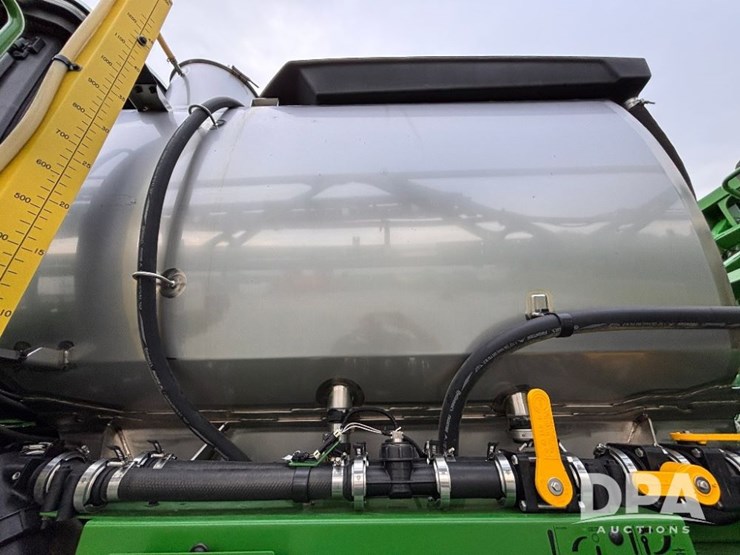 2023-john-deere-612r-image-47