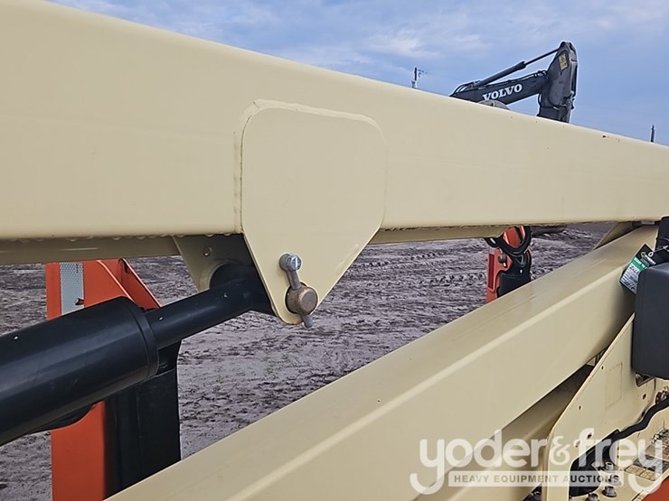 2018-jlg-t500j-image-22