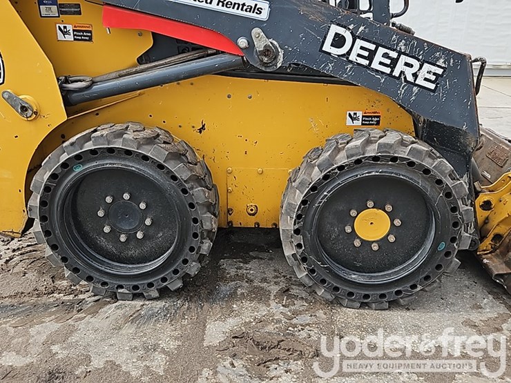 2019-deere-316gr-image-8