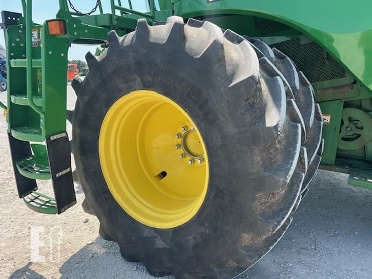 2014-john-deere-s670-image-23