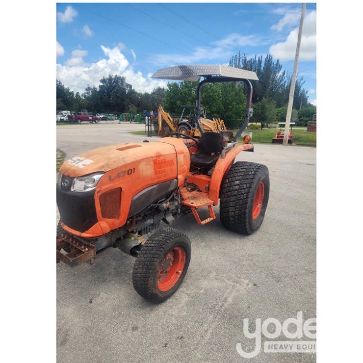 2015 KUBOTA L4701DT