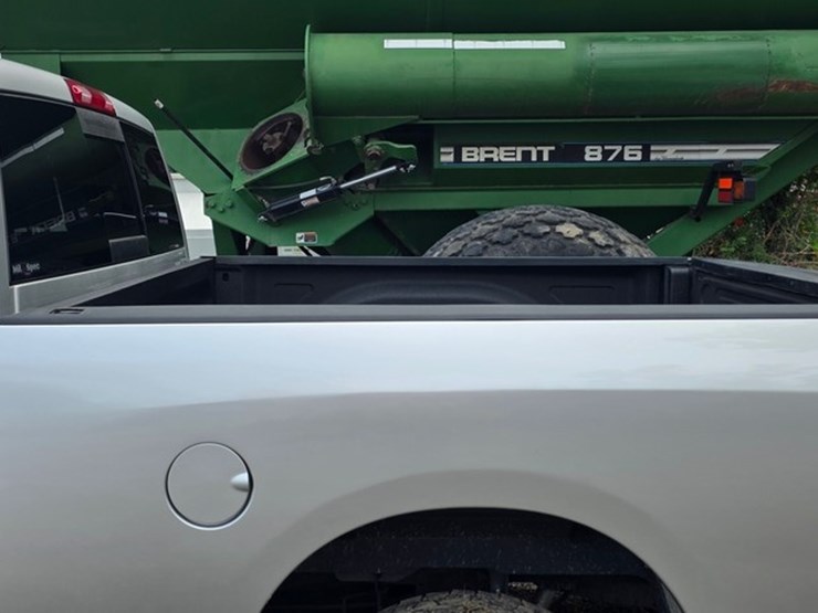 2011-dodge-2500-image-14