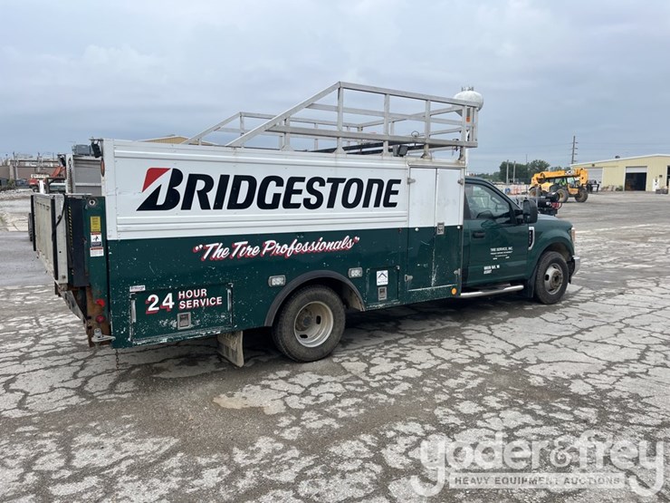 2017-ford-f350-sd-image-7