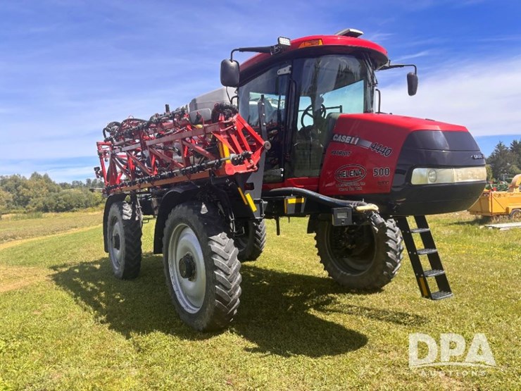 2019-case-ih-patriot-4440-image-6